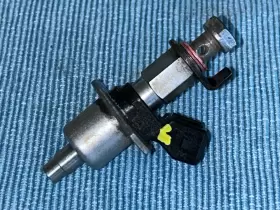 23260-16030 TOYOTA Fx Start Valve Injector 4AGE Corolla