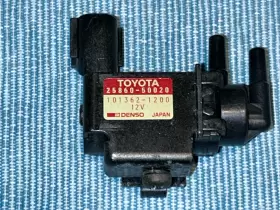 25860-50020 TOYOTA Vacuum Switching Valve LS400 SC300 SC400