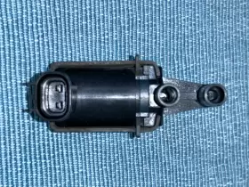 25860-75100 TOYOTA Vacuum Switching Valve T100 Tacoma #2