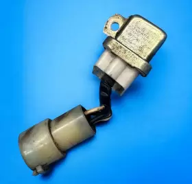 28300-35010 TOYOTA Ignition Starter Relay 4RUNNER