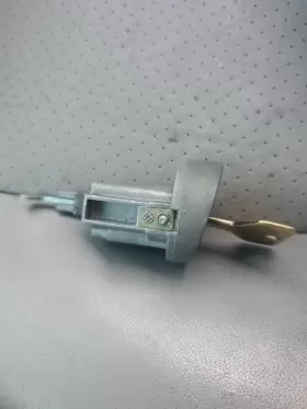 8487PICKUP-95708 TOYOTA Ignition Cylinder Lock Switch Key #3