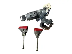 45020-02-3 TOYOTA Ignition Lock Set Xrs Matrix
