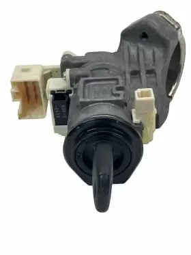45020-02-8 TOYOTA Ignition Switch Lock Cylinder Key Corolla