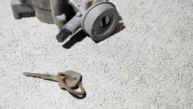 45020-28-2 TOYOTA Ignition Steering Wheel Column Key 4RUNNER #2
