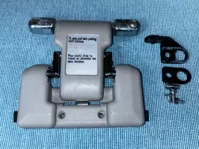 63260-89103 TOYOTA Sunroof Roof Latch Moonroof