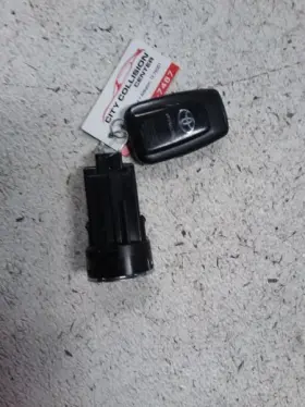 633-10196 TOYOTA Ignition Switch Prius #2