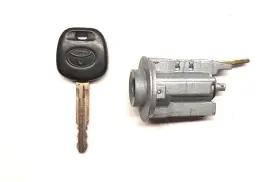 69057-02140 TOYOTA Ignition Switch Lock Cylinder Key Corolla #3
