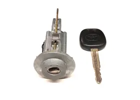 69057-02140 TOYOTA Ignition Switch Lock Cylinder Key Corolla