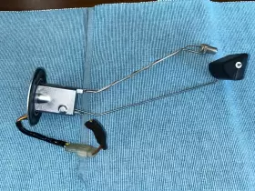 83320-19895 TOYOTA Fuel Level Sensor Gas Tank Sending Unit