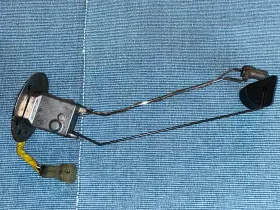 83320-80051 TOYOTA Fuel Level Sensor Tank Sending Unit Float