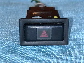 84332-42010 TOYOTA Hazard Warning Signal Switch RAV4