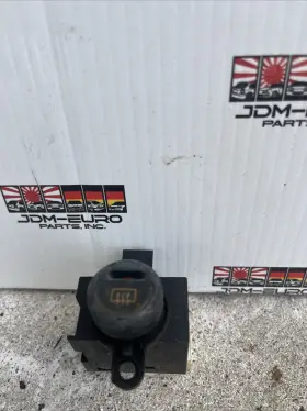 84790-17020 TOYOTA Defrost Defogger Switch
