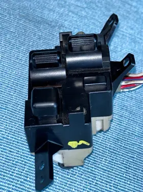 84820-20350 TOYOTA Master Power Window Switch Convertible Gt #2