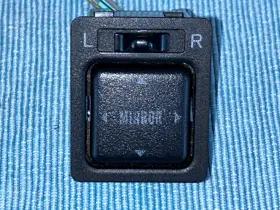 84870-20080 TOYOTA Power Door Mirror Control Switch Celica