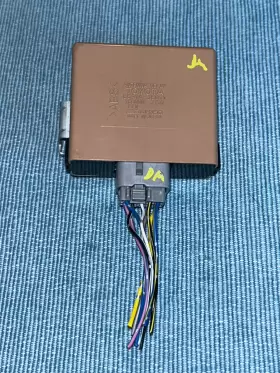 85914-35010 TOYOTA Power Antenna Control Relay 4RUNNER