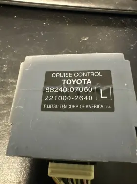 88240-07060 TOYOTA Cruise Control Module Avalon #2