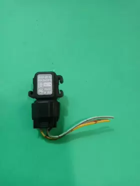 89420-02010 TOYOTA Map Sensor Corolla #2