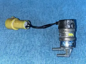 89570-20230 TOYOTA Vacuum Switching Valve Celica Camry