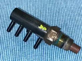 90925-02076 TOYOTA Tvsv Thermostatic Vacuum Switching Valve
