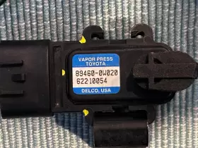 89460-0W020 TOYOTA/DENSO Fuel Level Sensor Tank Pressure T100 #2