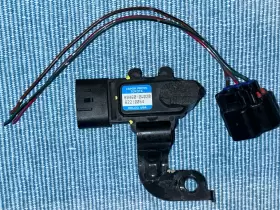 89460-0W020 TOYOTA/DENSO Fuel Level Sensor Tank Pressure T100