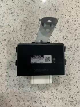 PT219-48081 TOYOTA Towing Converter Control Module Highlander #2