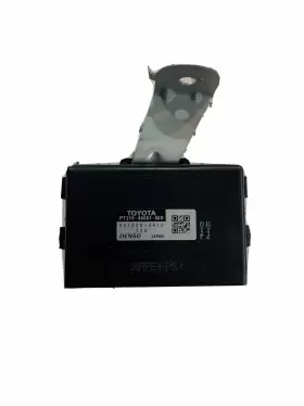 PT219-48081 TOYOTA Towing Converter Control Module Highlander