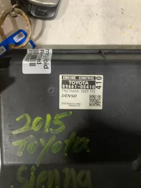 89661-08410 TOYOTA SIENNA Xle Ecu Ignition Switch Key Set #3