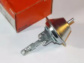 DR-303 TRW Nos Distributor Vacuum Control Chevrolet Gmc