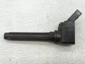 02765A VOLKSWAGEN Ignition Coil Igniter Pack Ewdyf Passat