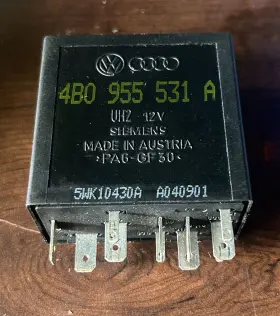 699.VW1J03 VOLKSWAGEN Wiper Relay Vw Jetta