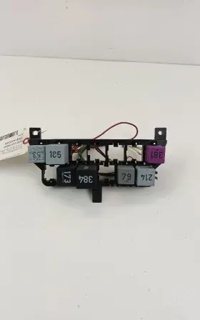 Passat VOLKSWAGEN Relay Fuse Pit Box Block Panel Board Dash #2