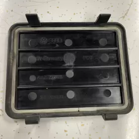 251906296A VW Vanagon Engine Bay Relay Box Cover Cis #2