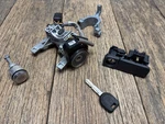 06-07 Mitsubishi Eclipse Auto Trans Ignition Switch Door Cylinder Key Lockset. Fixed Price $160.00.