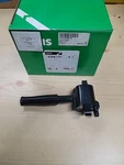 Jaguar - Lucas Ignition Coil Dmb1151 Lca1510ab. Fixed Price $95.00.
