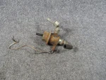 Mercedes Benz 190 Fuel Pressure Regulator Bosch 0438161001 / 438 161 001 Oem. Fixed Price $80.00.