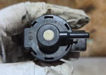 Toyota Pickup Truck 4runner 22re 3vze California Air Valve Vsv Vacuum Switch Oem. Fixed Price $29.99.