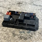 Range Land Rover Oem L322 Fuse Box Relay Ecm Module 2006-2009 Yqe500390. Fixed Price $38.99.