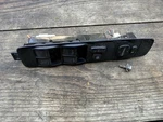 01-04 Toyota Tacoma Left Drivers Front 4dr Double Cab Power Window Switch Black. Fixed Price $75.65.