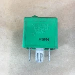 Oem Land Rover 5 Pin Multipurpose Relay Siemens V23136-a4-x8 Amr2547 Original. Fixed Price $14.99.
