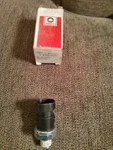 Gm Oem 25036941 Buick Pontiac 4cyl Oil Pressure Switch Delco D1824 Nib. Fixed Price $9.85.